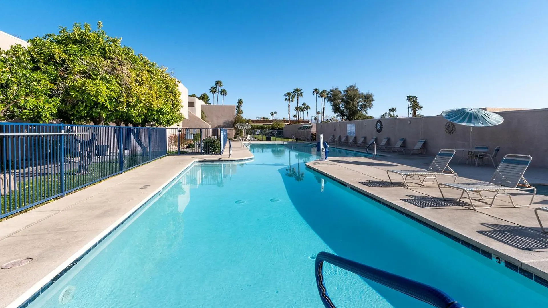 Vista Mirage Resort Palm Springs