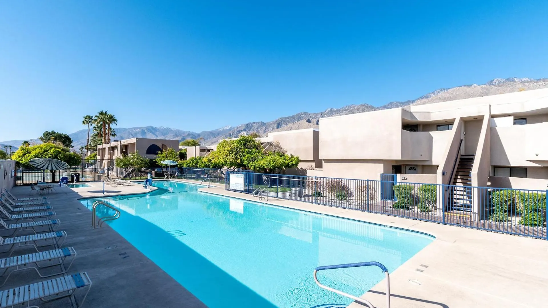 Vista Mirage Resort Palm Springs